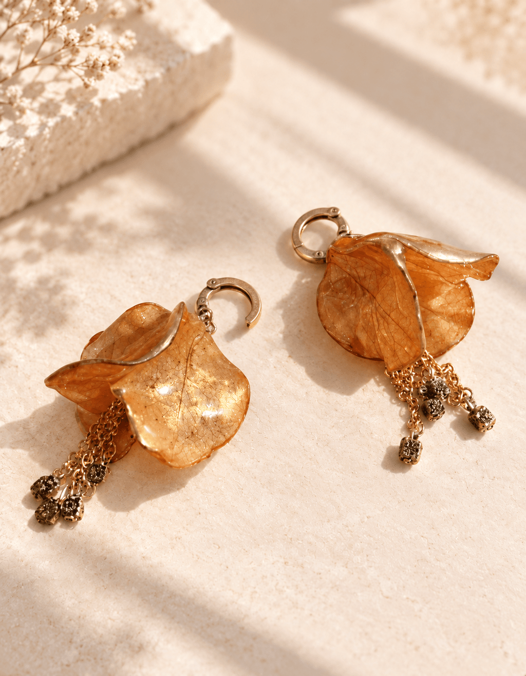 Flor de Oro Earrings - By Marbella