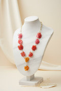 By Marbella Editorial - Busto Minimalista