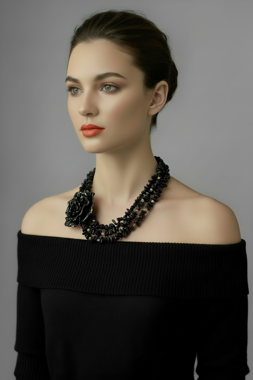 Modelo con labios coral