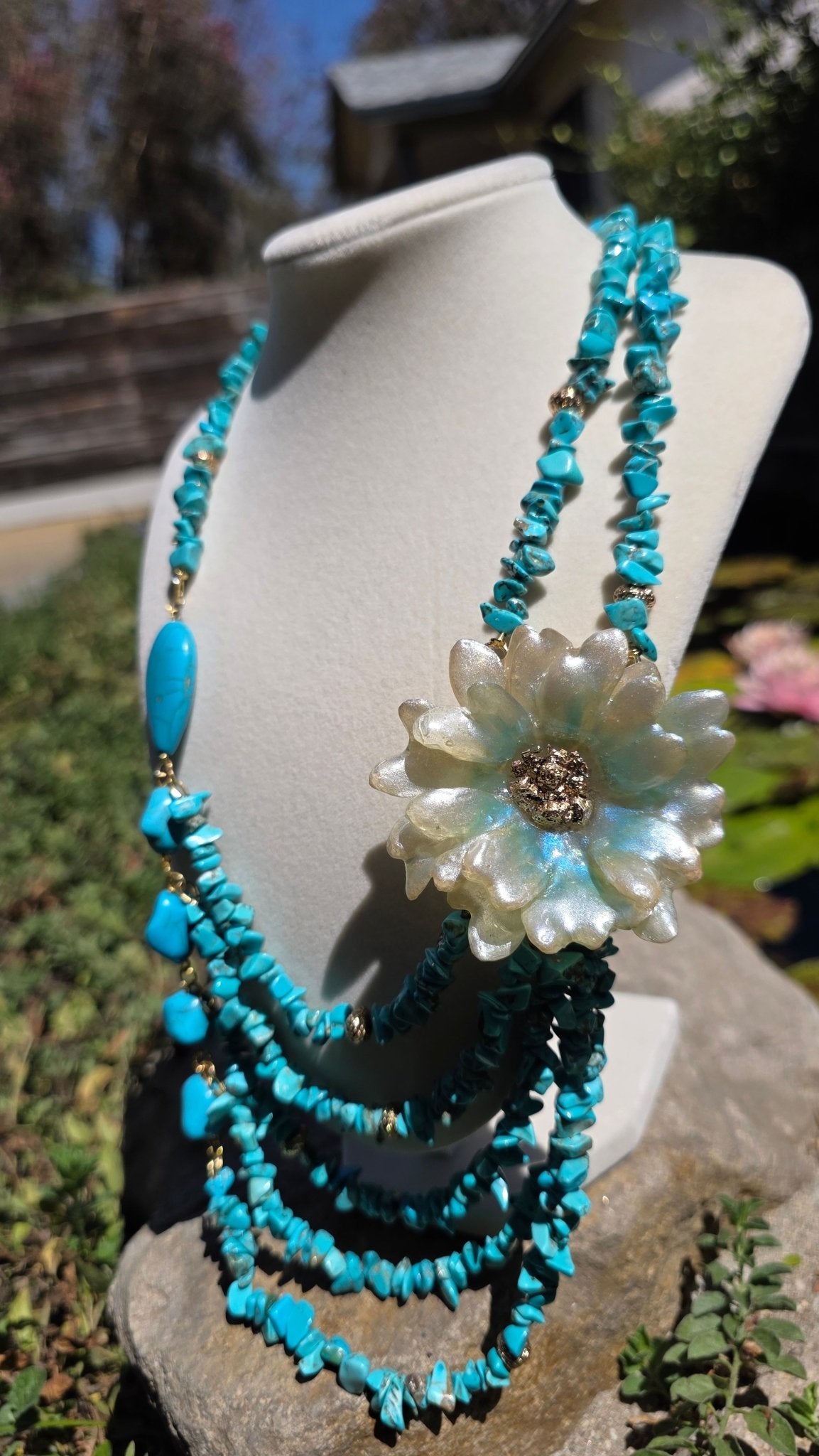 Ocean Daisy - By Marbella